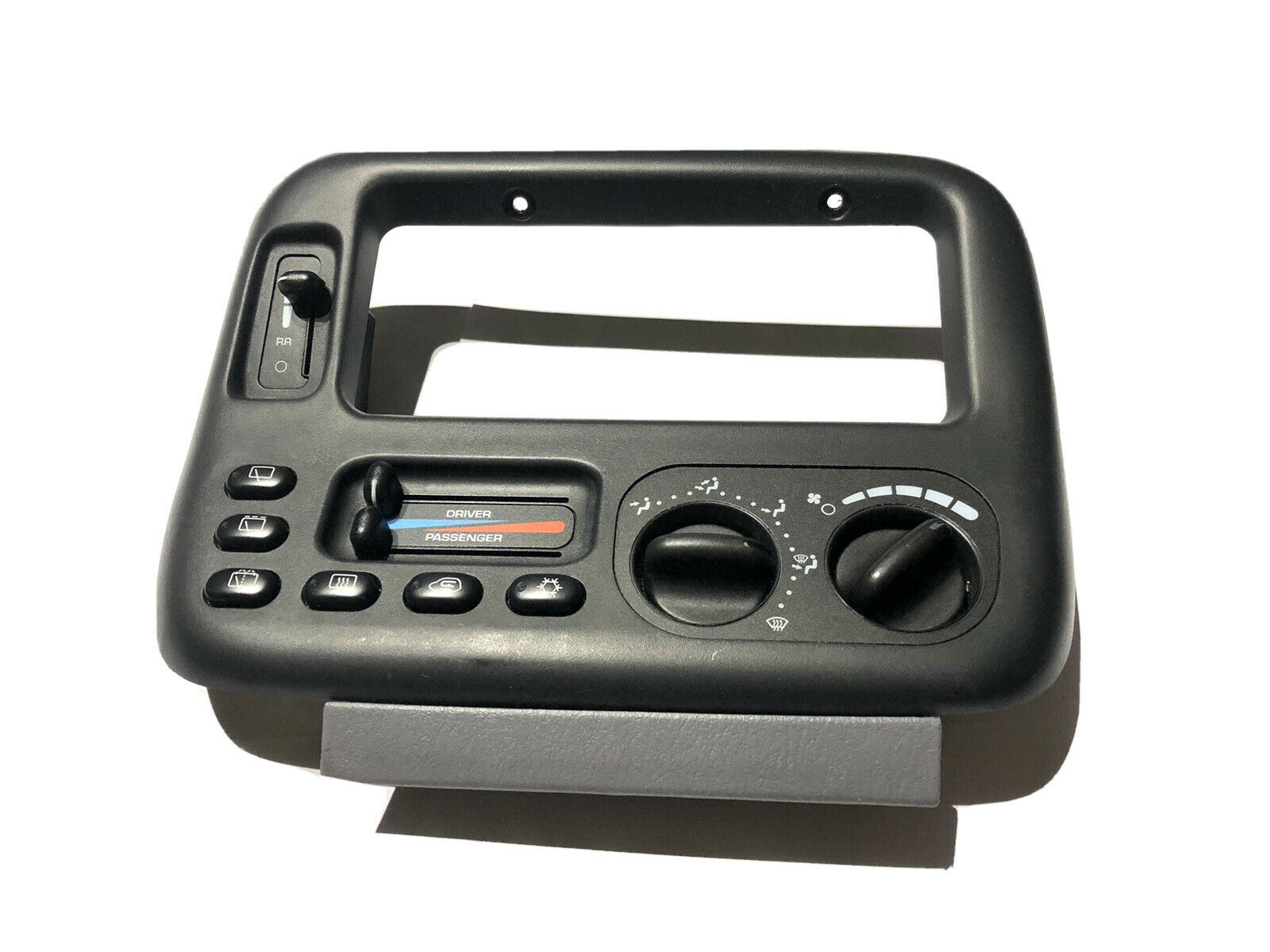 1999-2000 Caravan / Voyager heater ac control switch panel w DUAL & REAR A/C OEM