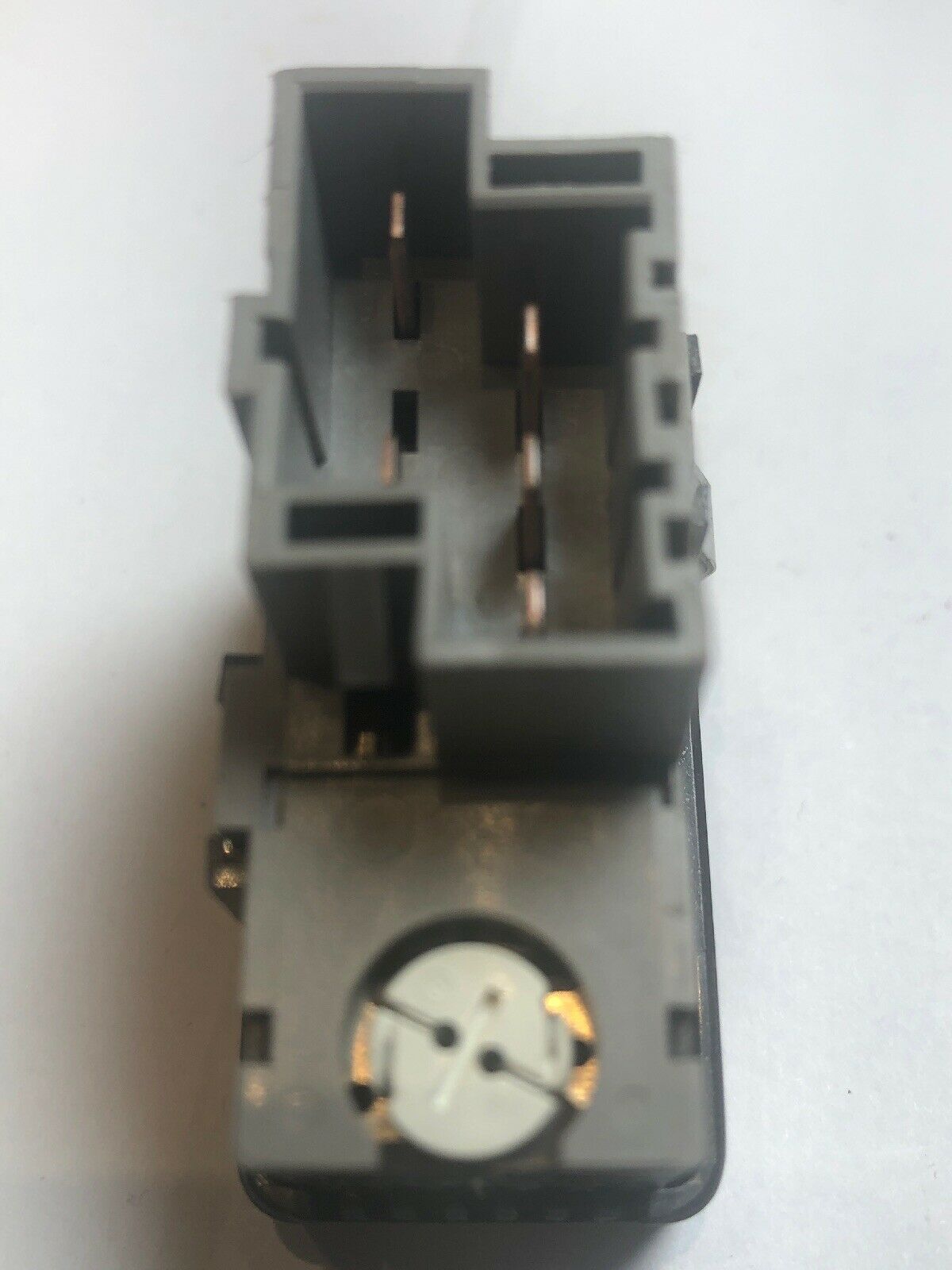 TRACTION SWITCH 2003 C70 P/n: 9459094 R242115