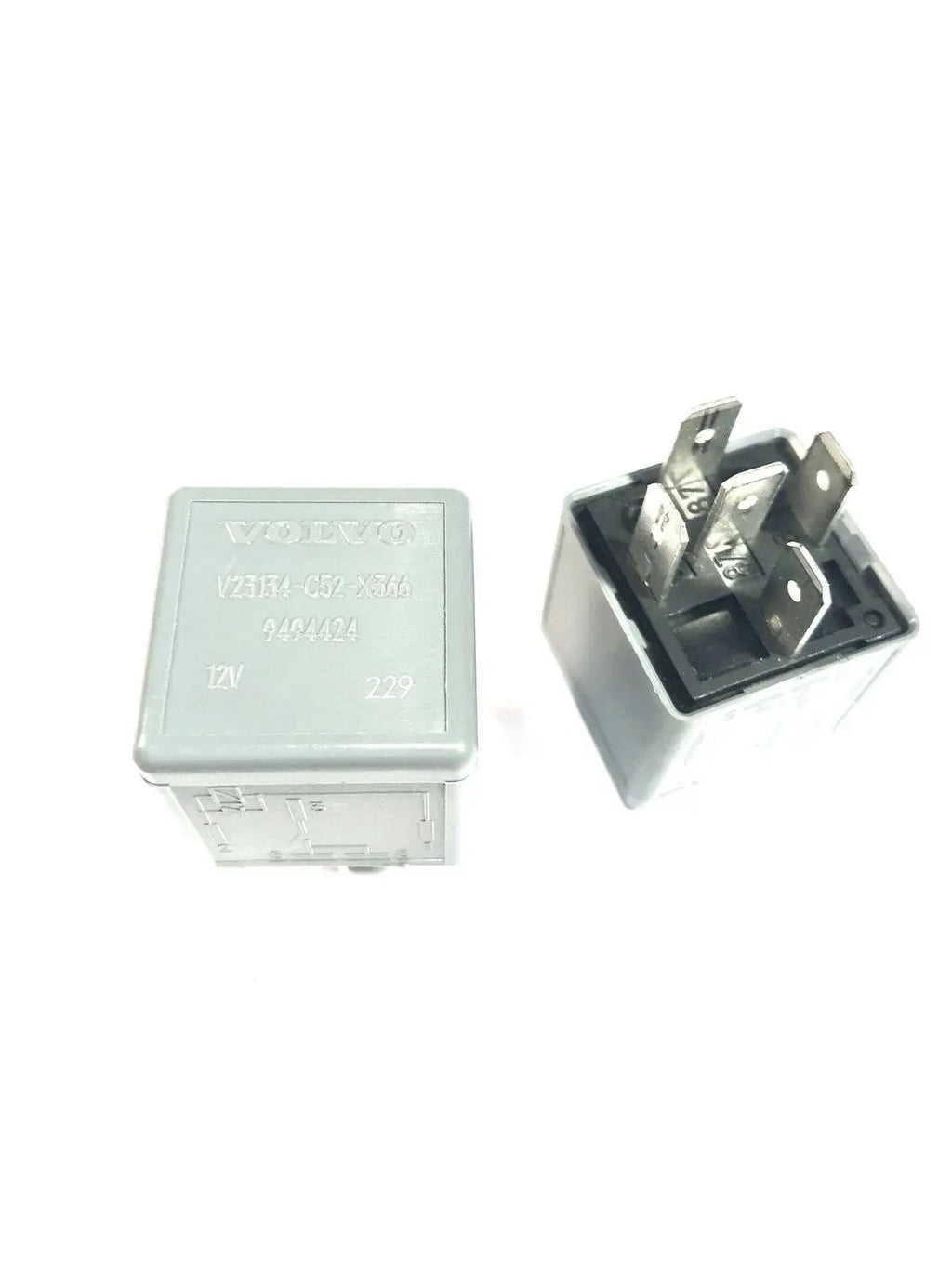 OEM Volvo MULTI PURPOSE RELAY 850 S40 V50 S60 C70 S70 S80 V70 V70XC by Volvo