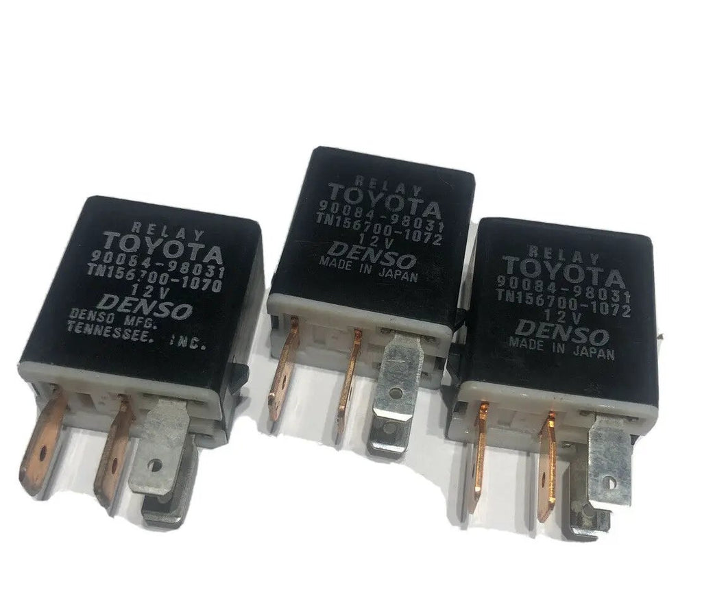 Toyota Relay Denso 90084-98031 (TN156700-1071) by DENSO