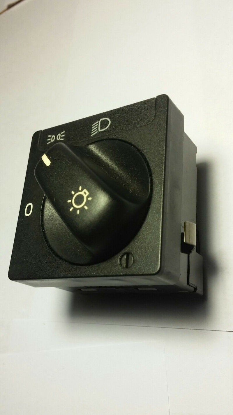 New! VOLVO 850 960 S90 V90 1994-98 HEADLIGHT SWITCH 6849766  8601777 8622027