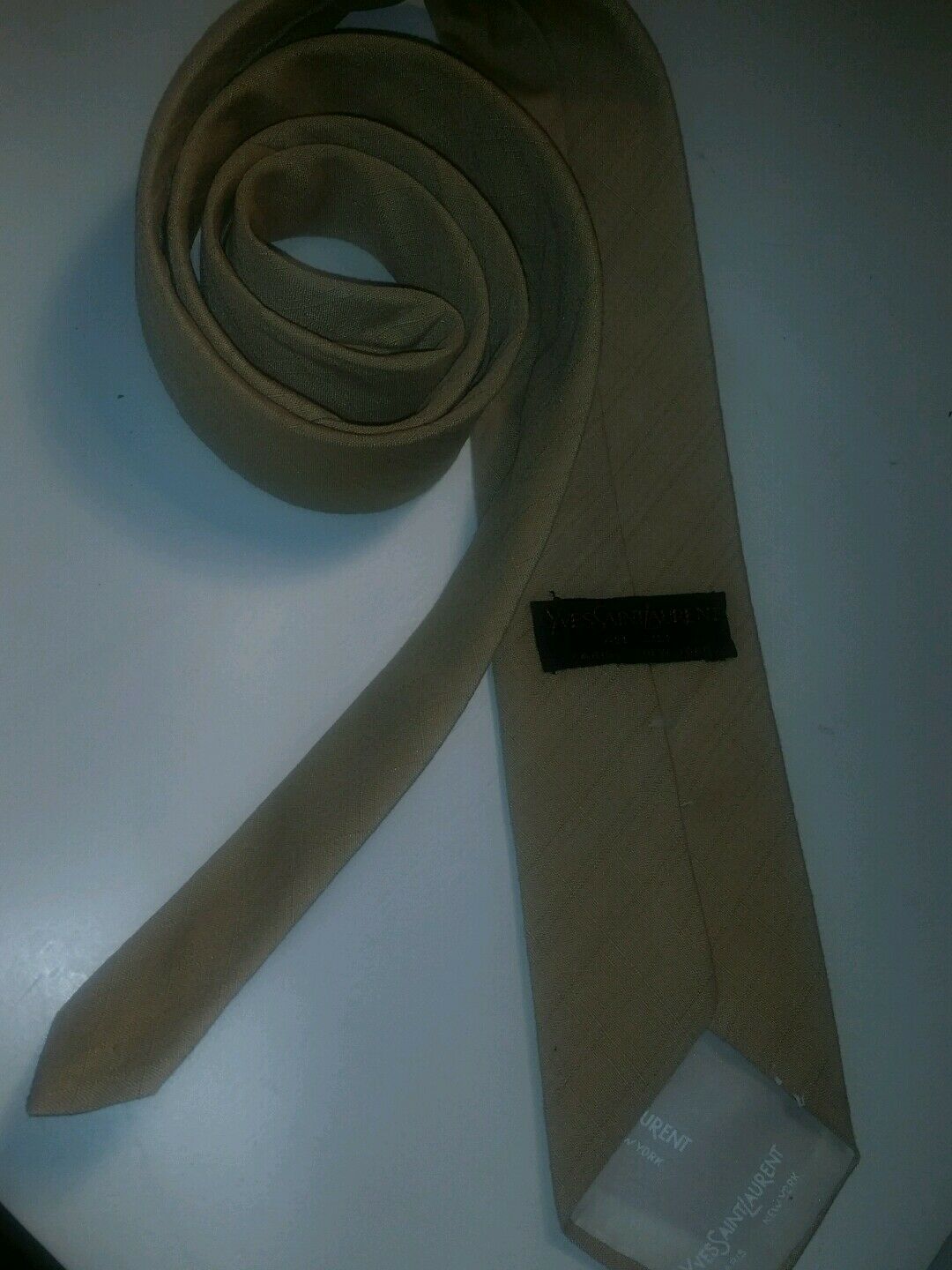 yves saint laurent nude vintage color tie