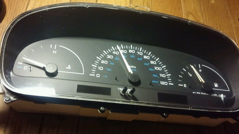 2000 DODGE CARAVAN ODOMETER/SPEEDOMETER TACHOMETER GAS GAUGE CLUSTER THERMOMETER