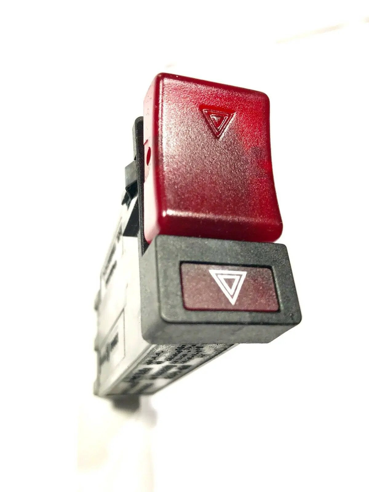 VOLVO 850 93 94 1993-94 ORIGINAL EQUIPMENT HAZARD FLASHER SWITCH OE# 6806356 by Volvo