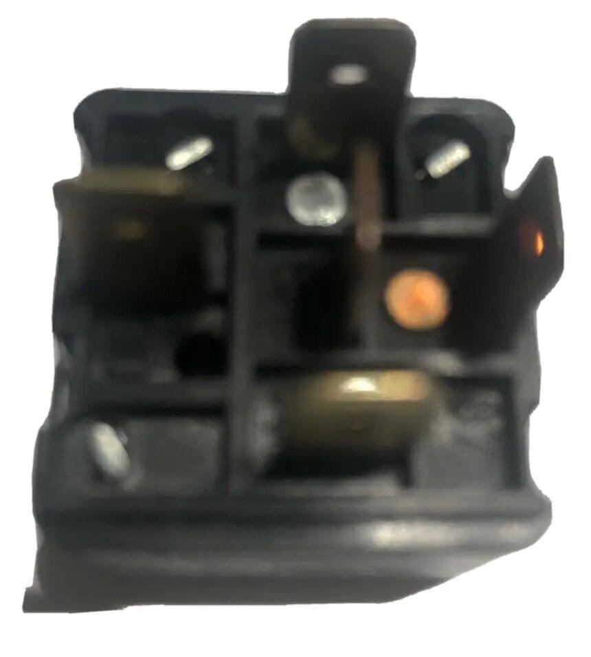 BOSCH 12V Main Relay #0332204101 by Bosch