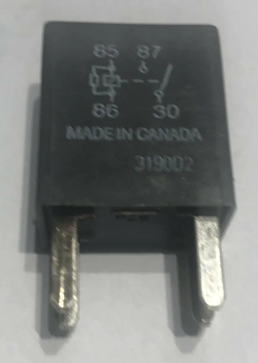 Omron GM 4pin Relay 12088567 8567 3 Pieces lot by OMRON