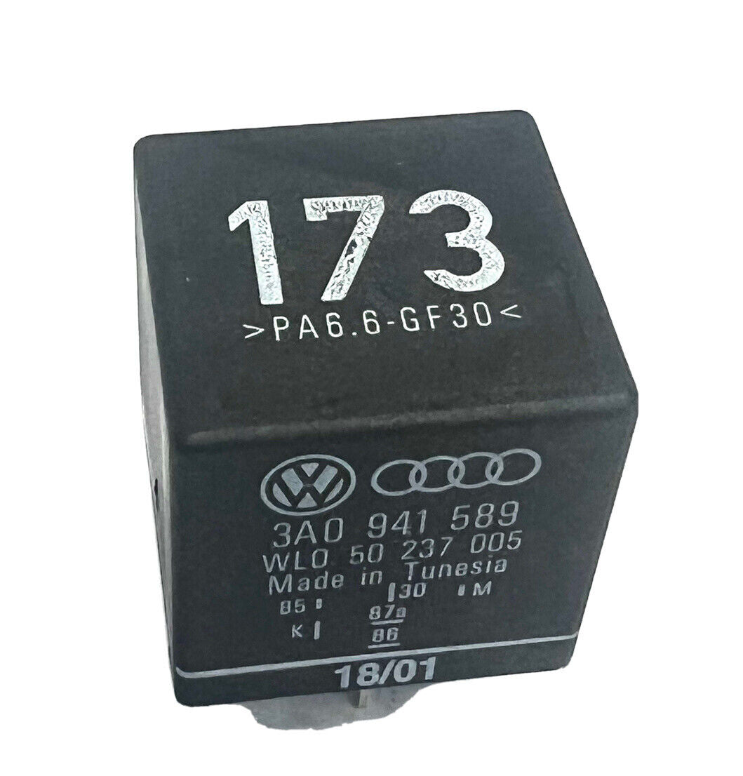 VW / Audi Audi DRL Relay 173 Jetta Golf Cabrio GTI MK3 Mk4 Passat - 3A0 941 589
