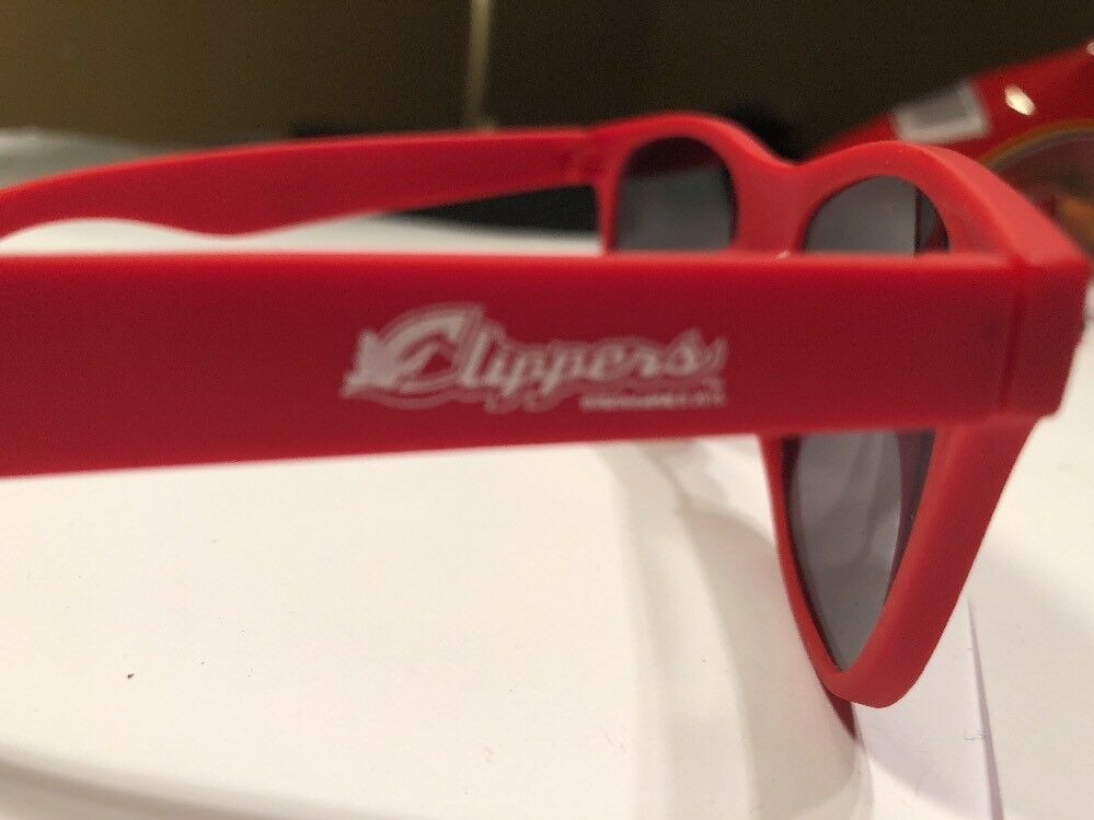 MLB Cincinnati Reds SUNGLASSSES Wayfarer RED Baseball SUN Shade LICENSED ESPN