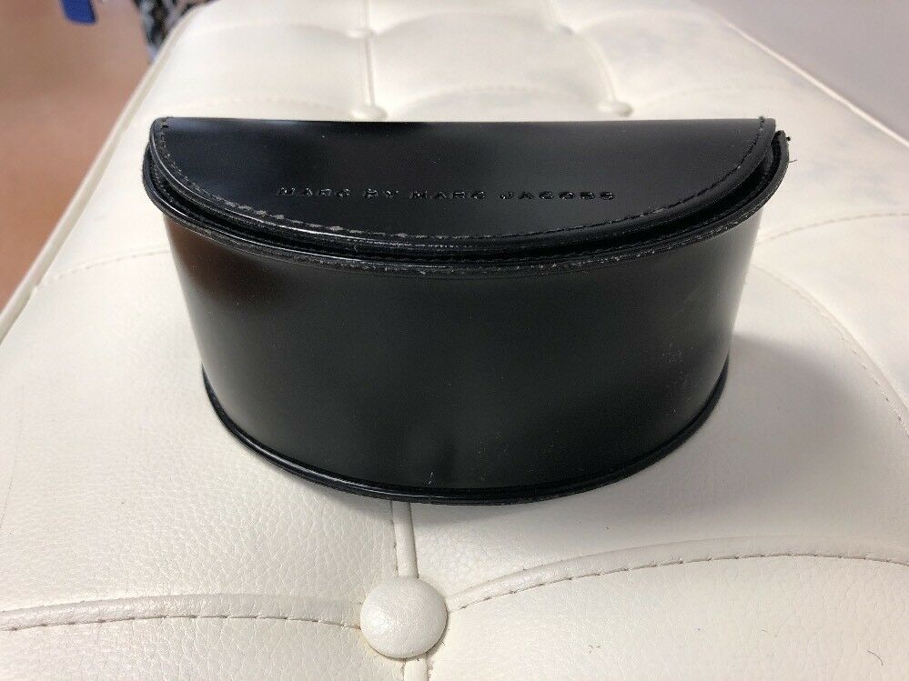 Marc by Marc Jacobs Oversized Black Sunglass Eyeglass Case Holder Large Magnetic