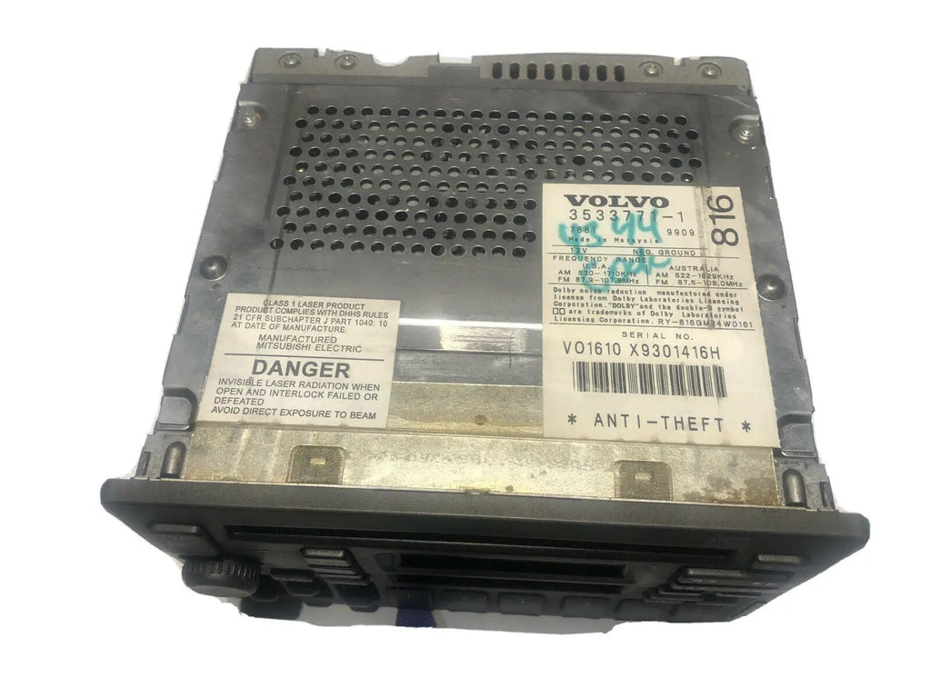 Volvo 3533771 Radio Stereo Cassette CD Player SC-816 OEM Car Radio Anti Theft by Volvo
