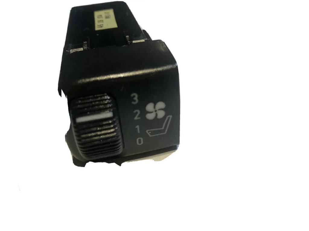 SAAB Heated Seat Control Switch Button 4616504W816K / 4616504 OEM by Saab