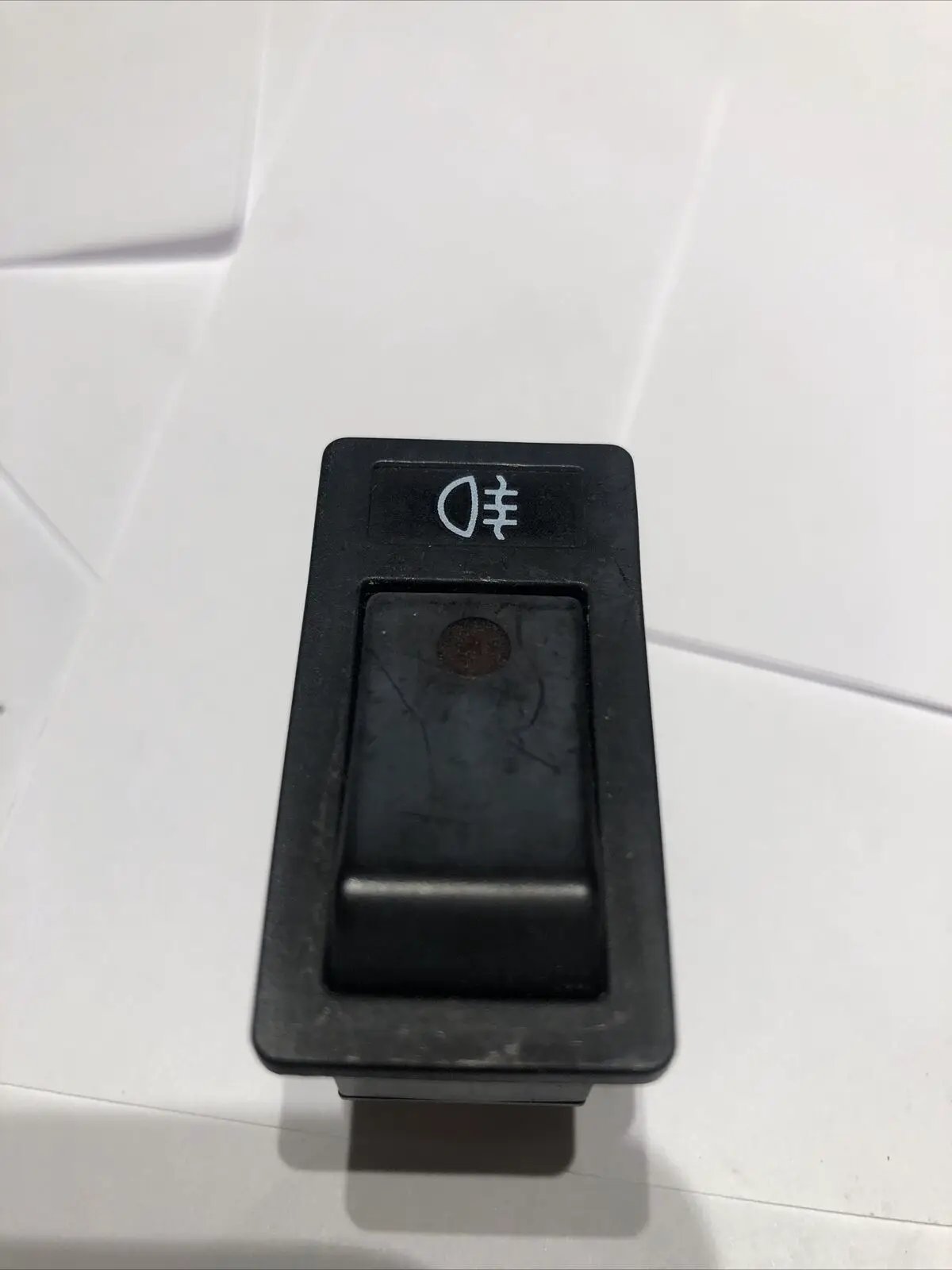 87 86 88 89 92 90 91 Volvo 740 oem fog light switch button 1362338 by OEM