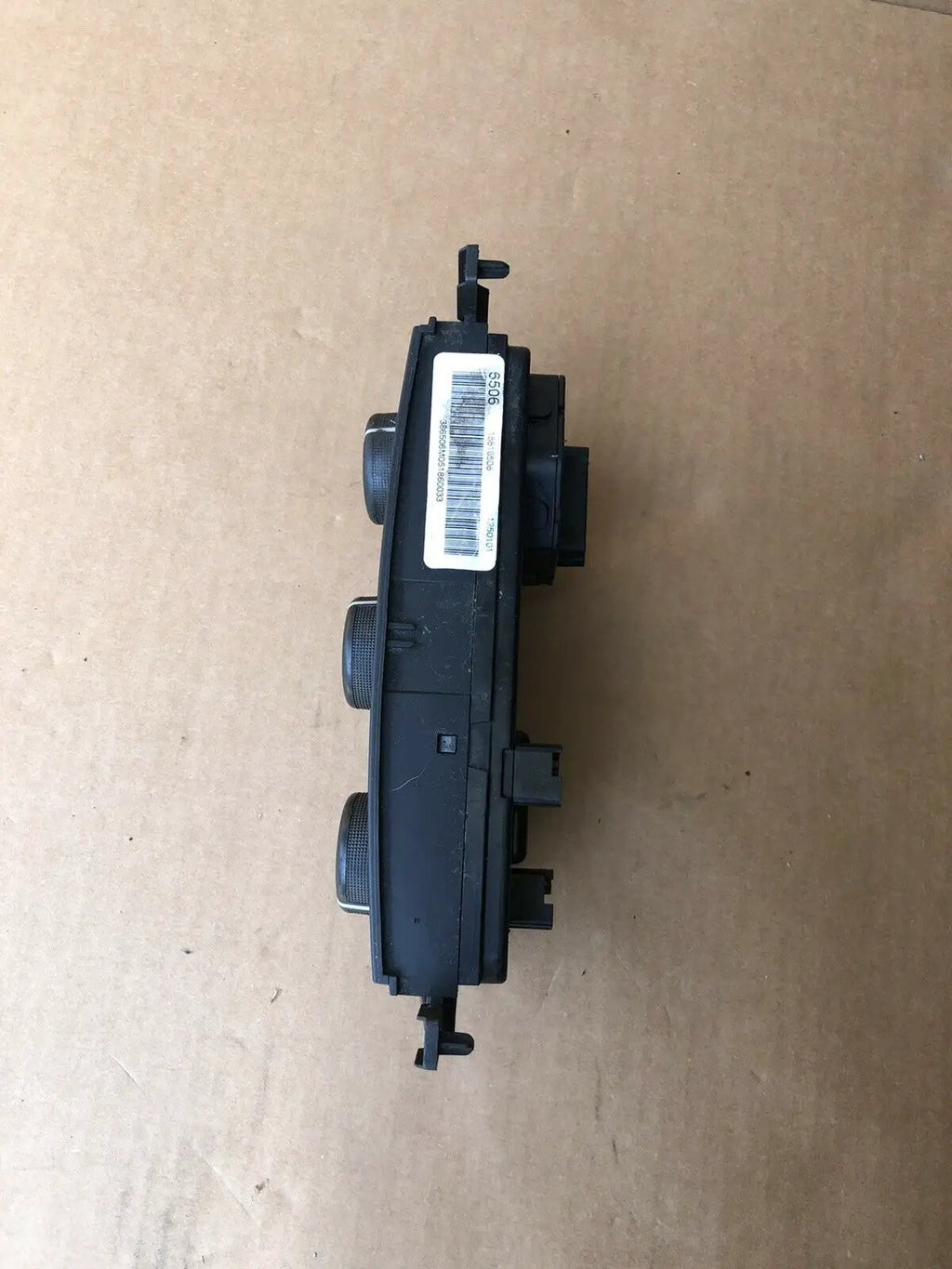 A351-07 OEM 2005-2009 RELAY TERRAZA UPLANDER AC HEAT TEMPERATURE CLIMATE CONTROL by OEM