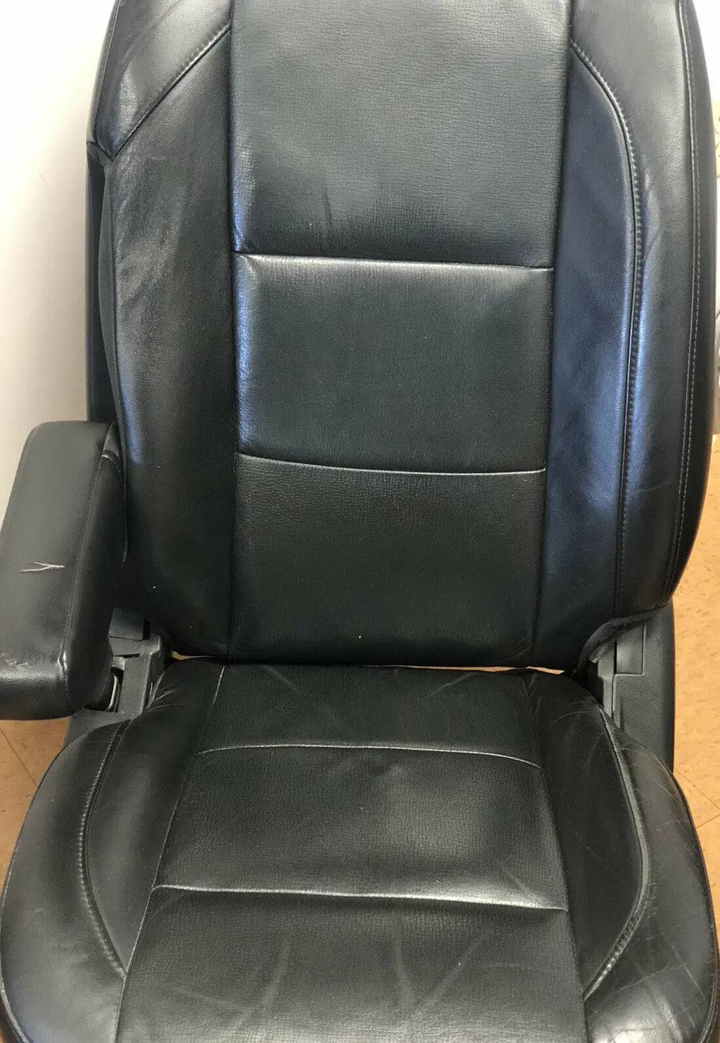 Black OEM Driver Front Seat Bucket Air Bag Leather Electric 08-11 ARMADA 1297725 by NISSAN
