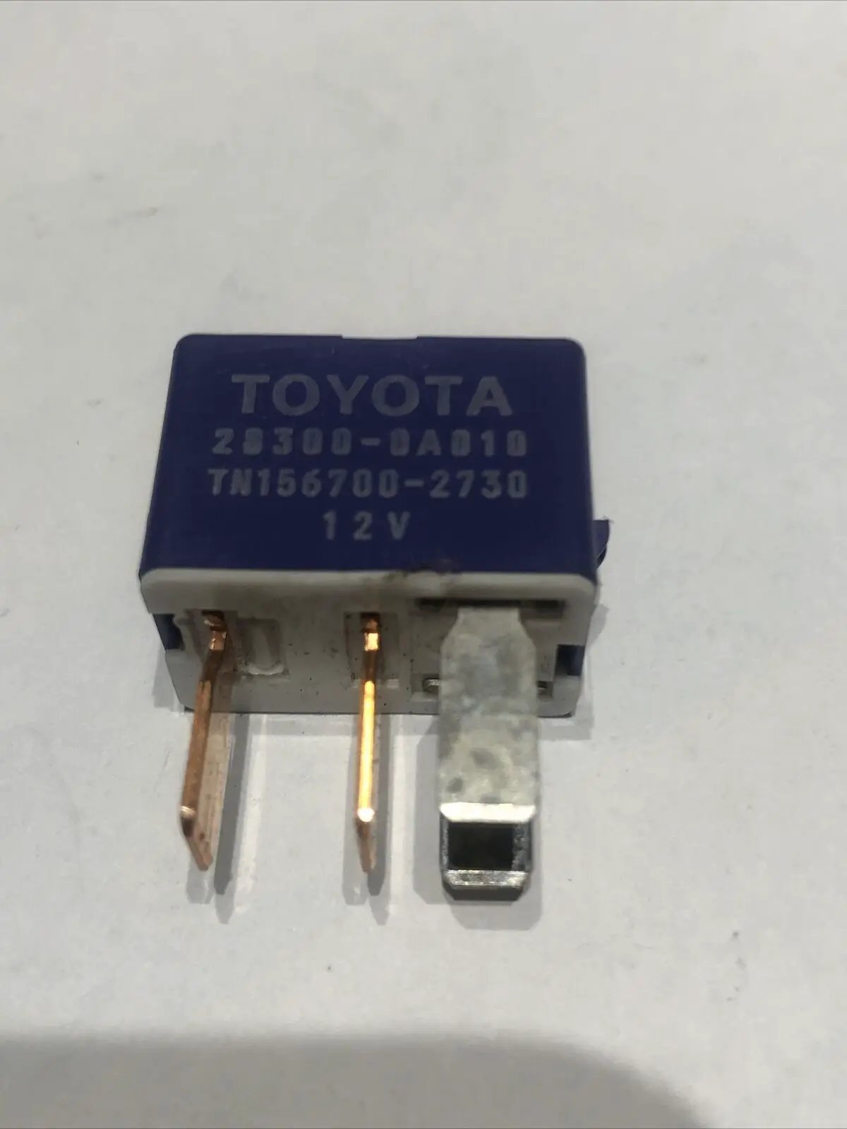 TOYOTA LEXUS AUTOMOTIVE RELAY 12V **MATCH PART NUMBER** 28300-0A010 by Toyota