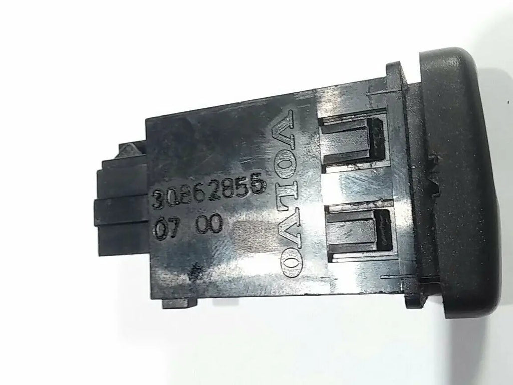 2000-2004 Volvo s40 v40 drivers passenger side heated seat switch 30862855 by Volvo