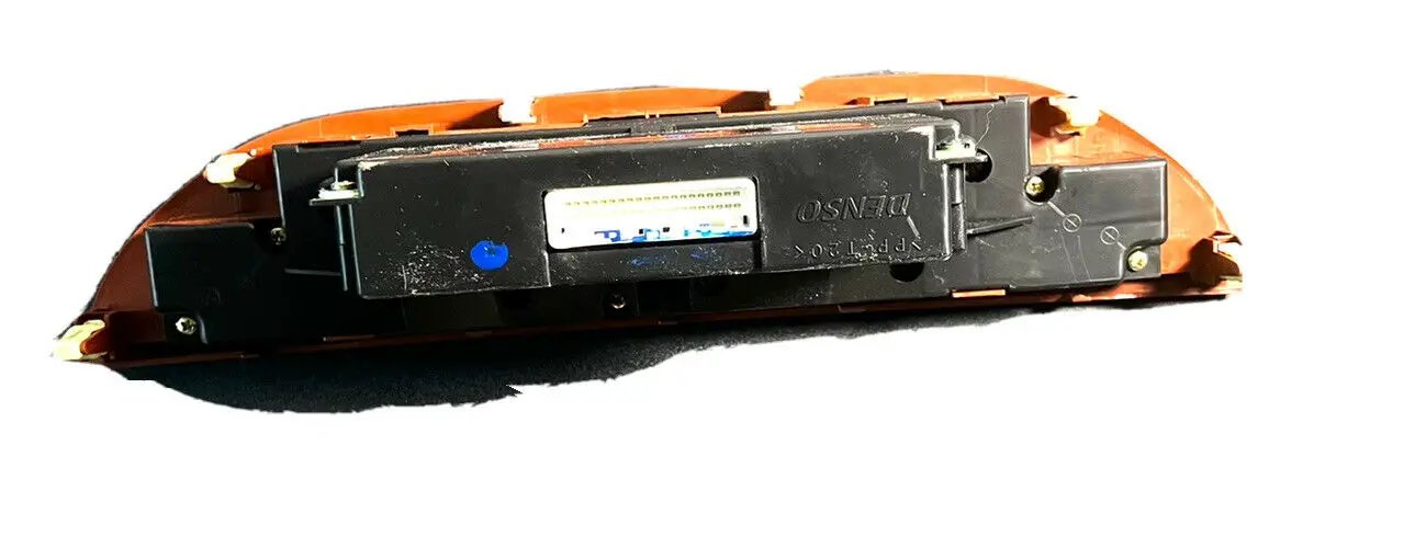 Toyota Camry digital CLIMATE CONTROL auto temp AC HEAT woodgrain trim 02-06 OEM by Toyota