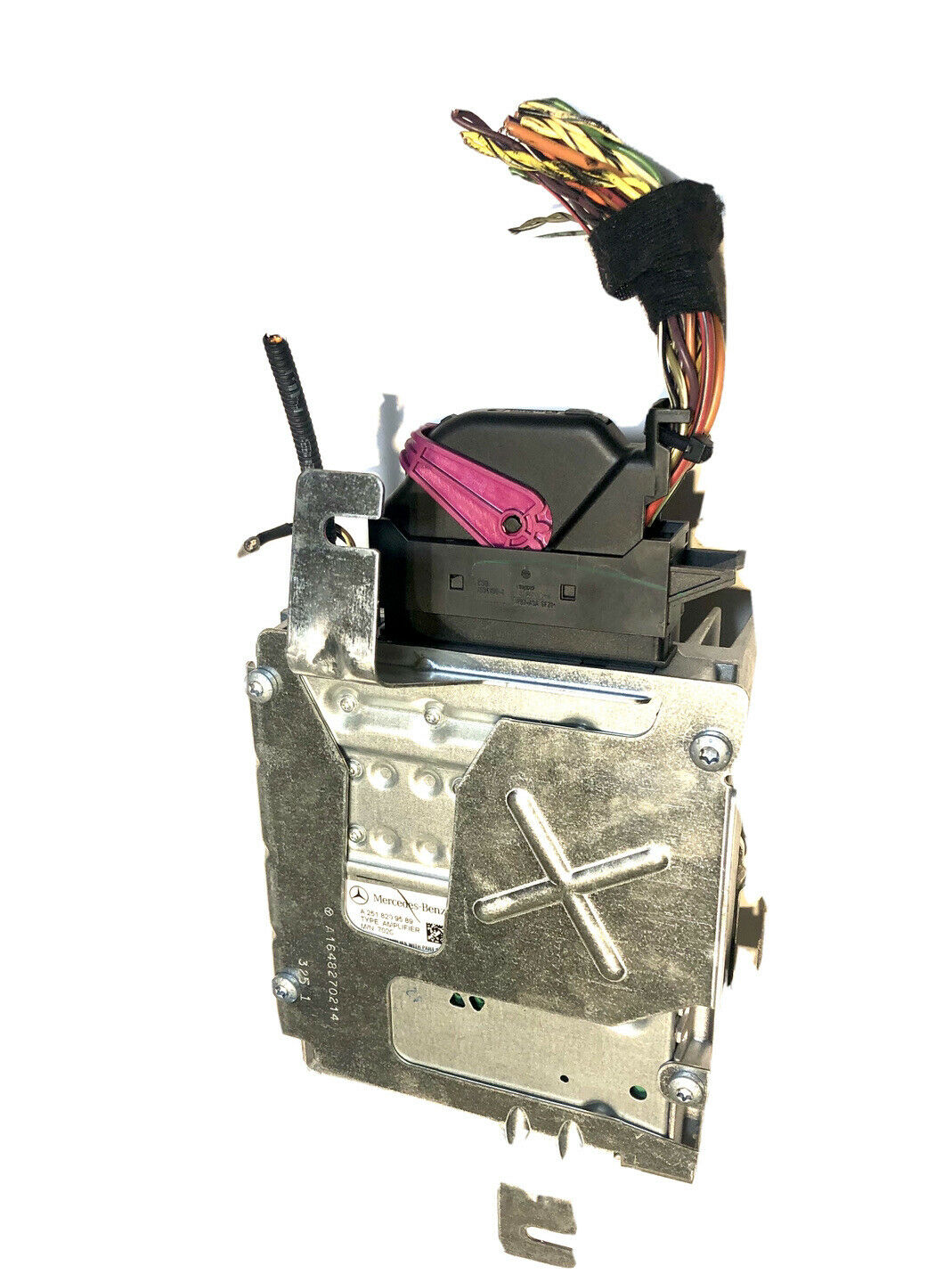 2006 MercedesBenz  R500 Amplifier Amp Harman Becker Kardon A 251 820 95 89 OEM