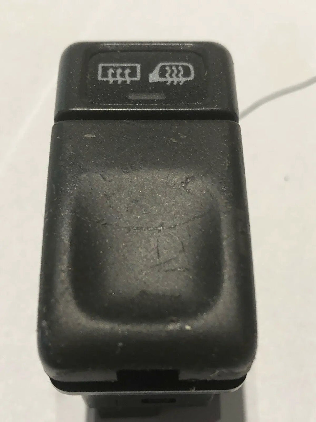 Volvo Rear Window Mirror Defrost Control Switch 30739324 C70 S70 V70 XC70 OEM by Volvo