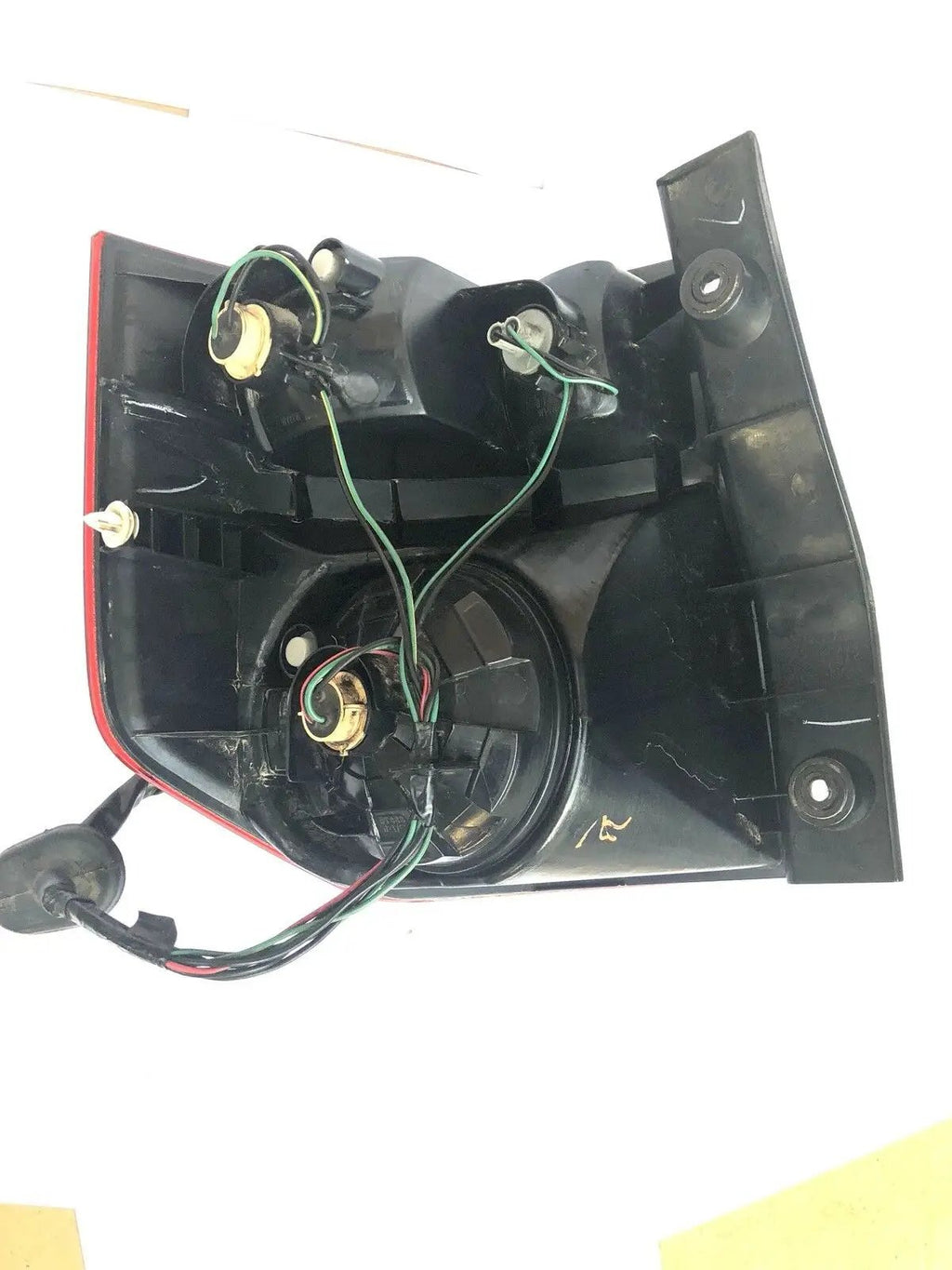 PASSENGER Assemble SIDE TAIL LIGHT FITS HONDA ELEMENT LX 2004-2008 33501SCVA01 by Marine Parts Distributors