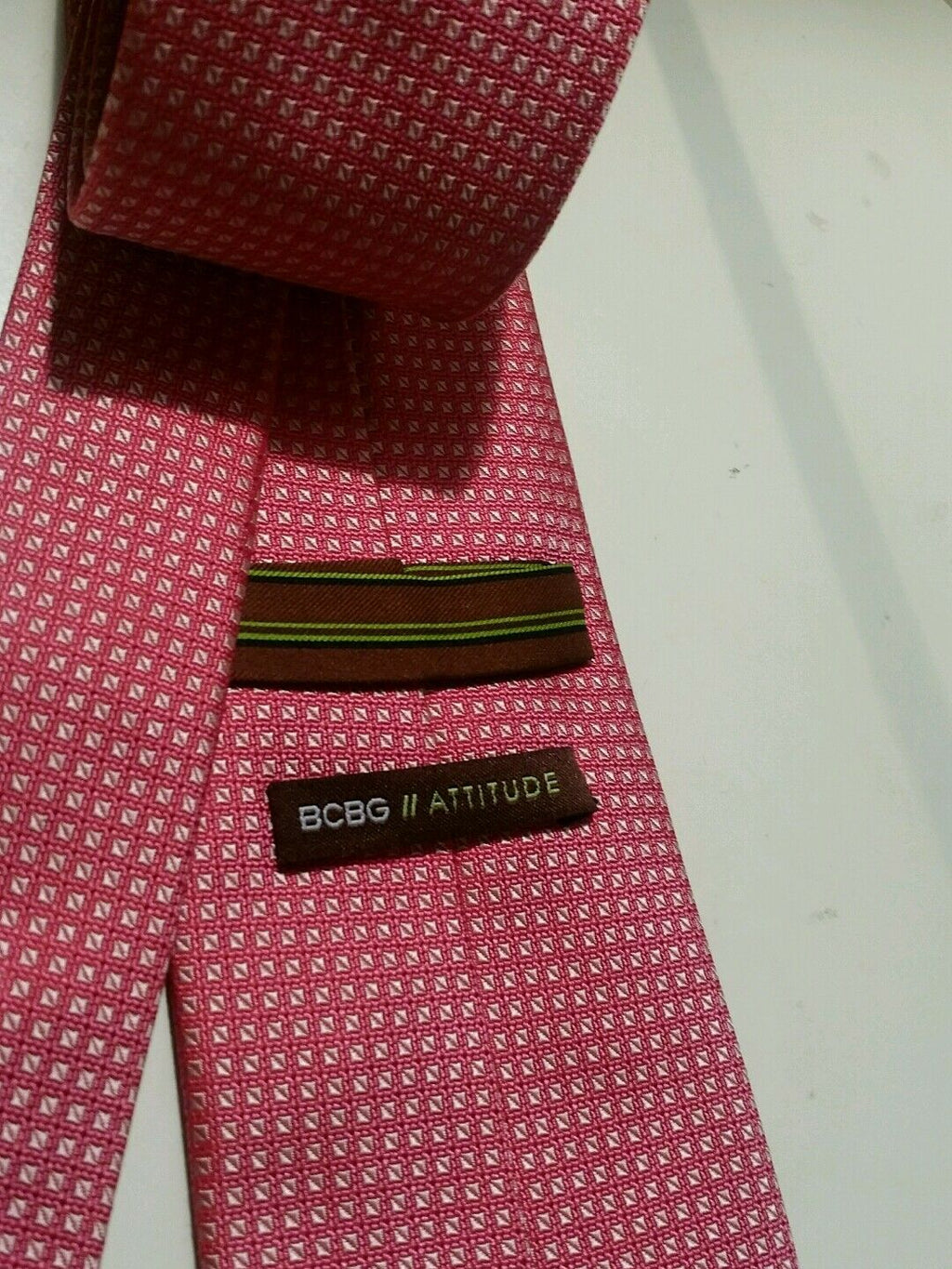 bcbg pink and white tie