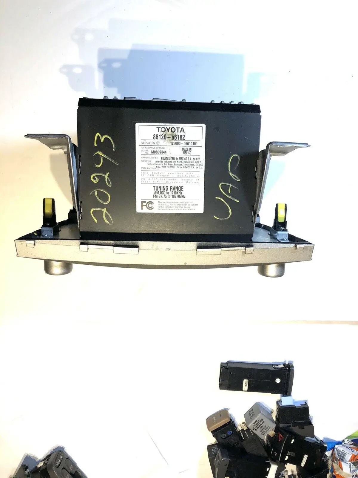 Toyota Camry Single Disc CD MP3 WMA Player Radio Stereo 11851 OEM Tested by Toyota