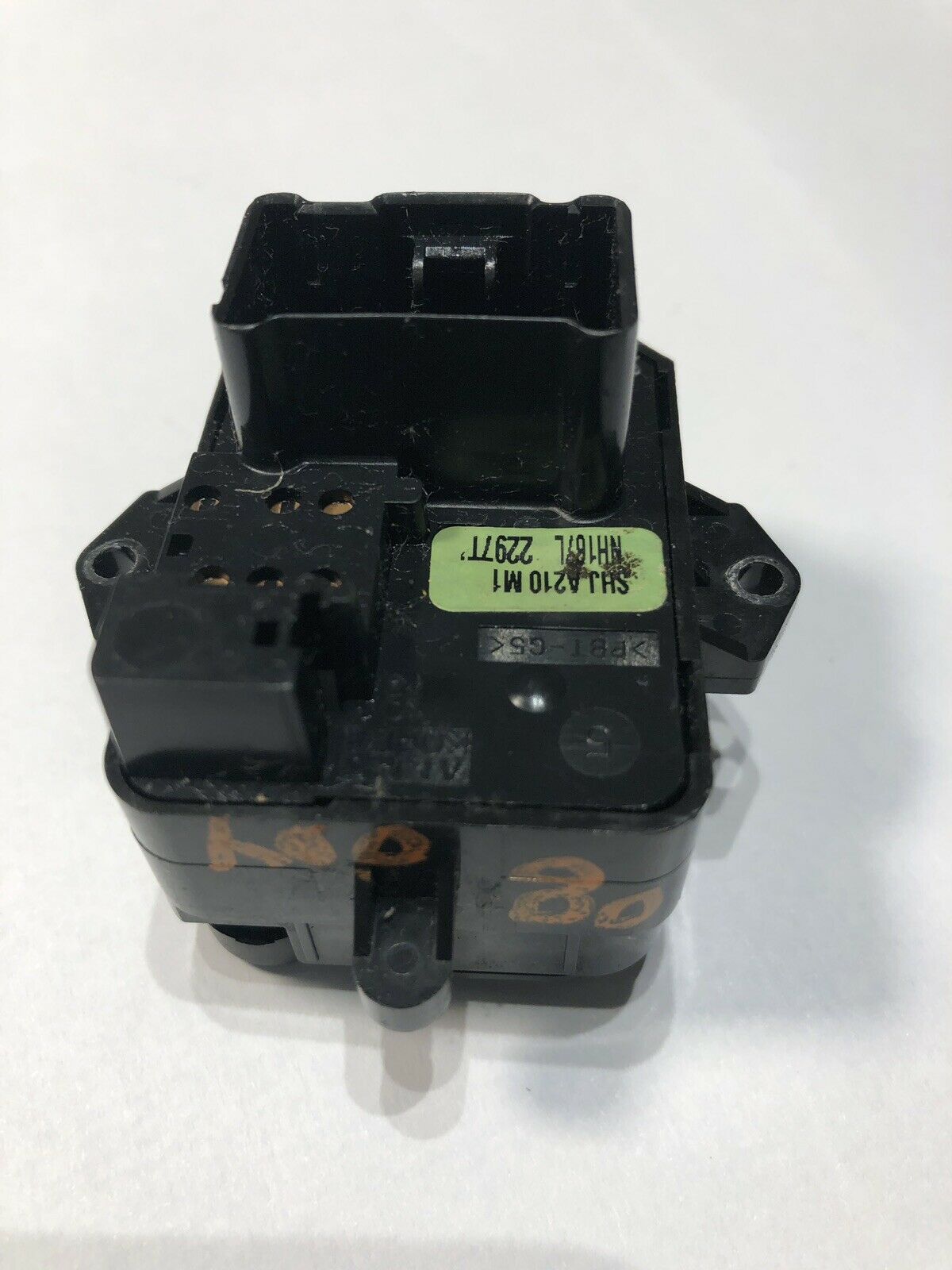 2005 06 07 08 09 10 Odyssey OEM Heated Defrost Side Mirror Switch P/N SHJA210M1