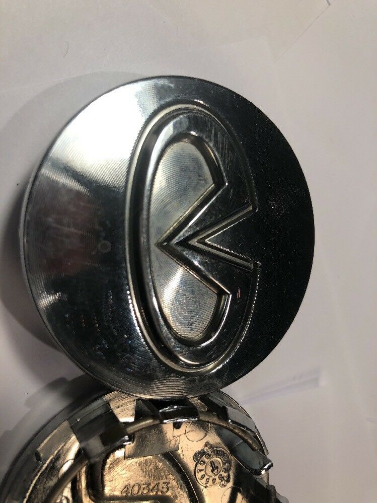 1997-2004 Infiniti I30 Q45 Chrom OEM Center Cap Hubcap P/N 40342 6P010 6P015