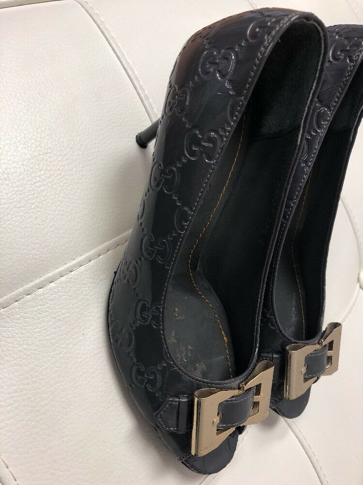 Gray Peep Toe G Patent Letter Embossed Shoes