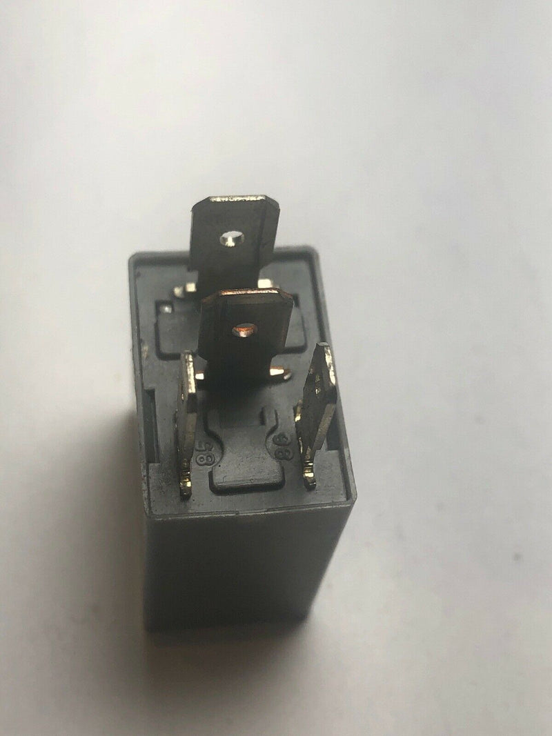 CHEVROLET PA66-GF33 35A RELAY