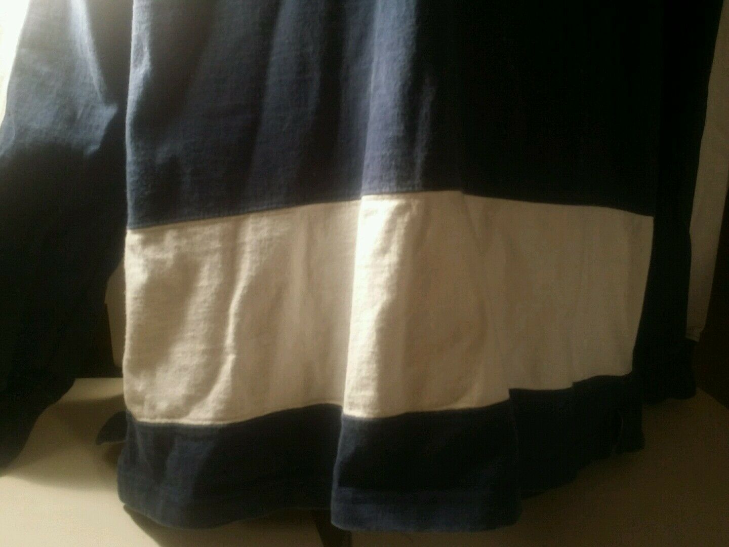 100% Cotton American Eagle Outfitters, sz. large Vintage Rugby sweater, RN54485.