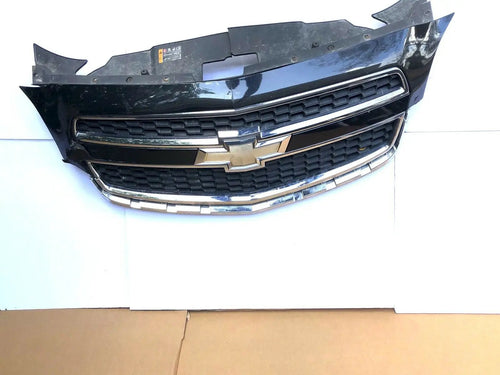 13 CHEVY MALIBU Front Bumper Support Frame Grille Grill Air Deflector 22883316 by CHEVROLET