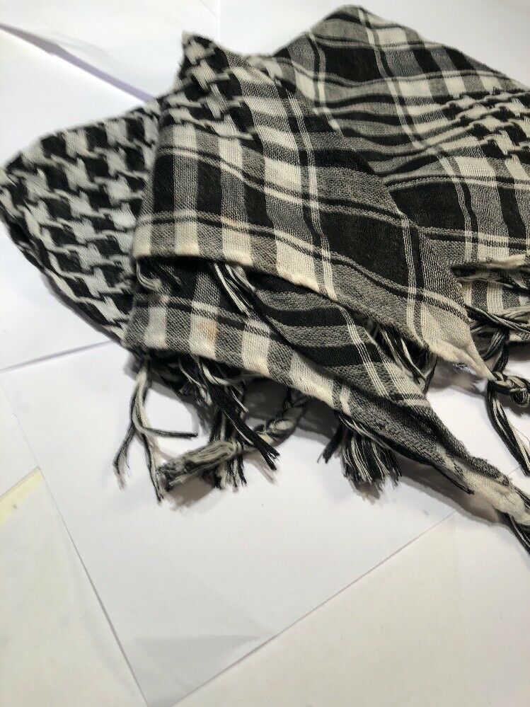 Collar Scarf Poncho With Fringe Black & White
