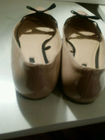 Forever 21 Cream & Black Patent Leather Bow Ballet Flats 8 sexy and comfortable.