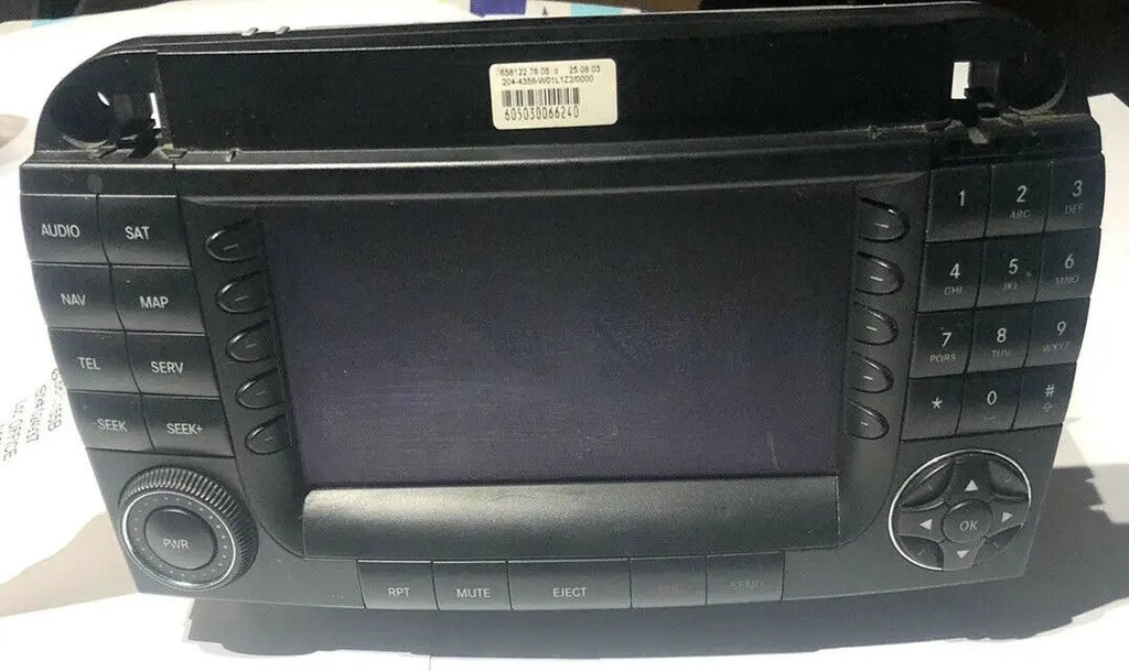 OEM RADIO 2006 MERCEDES ML350 NAVIGATION 1648200679 CD PLAYER by MERCEDES-BENZ
