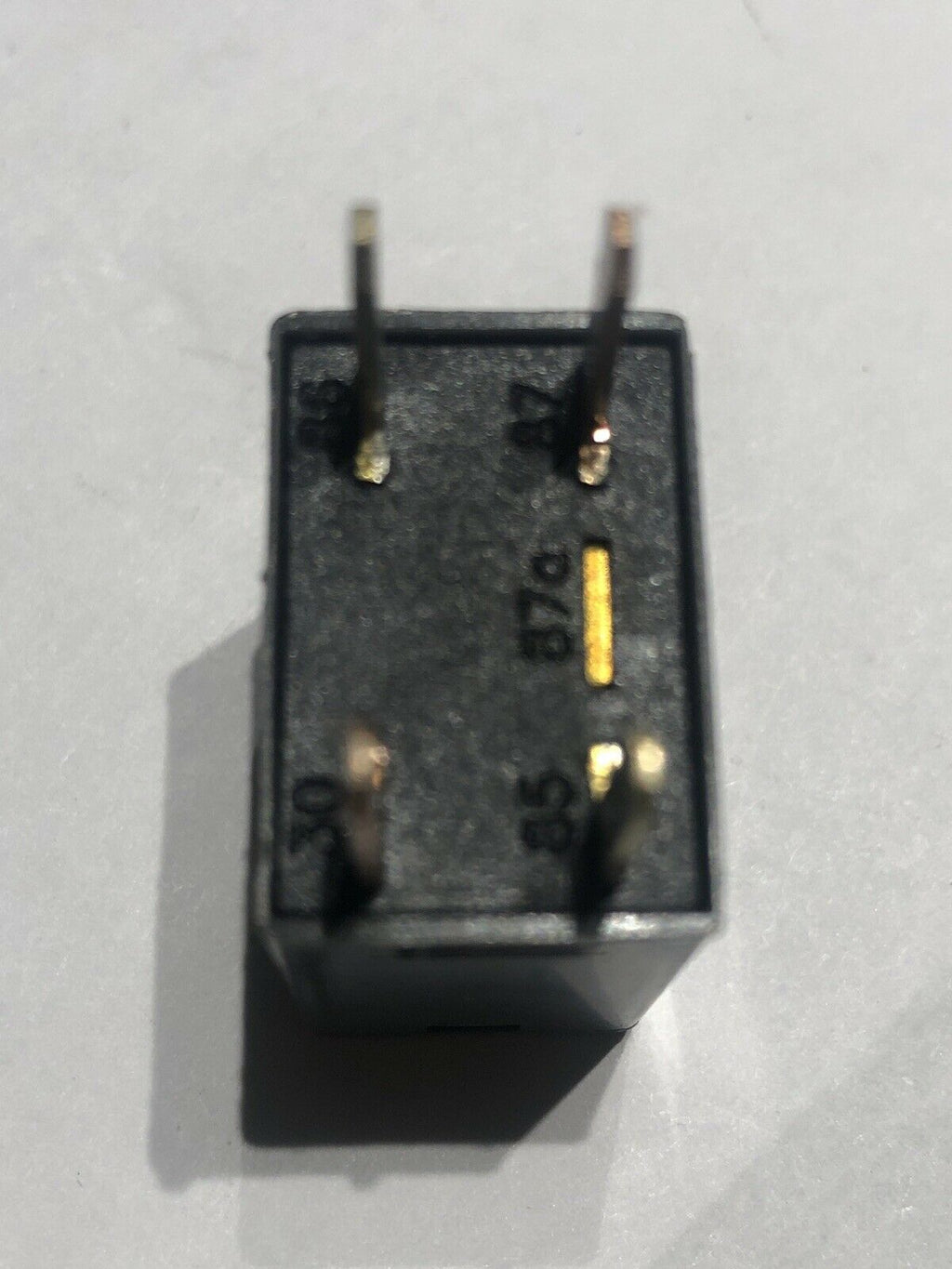 OMRON GM CADILLAC RELAY 12088567 FUEL PUMP DEFROSTER UTILITY 8567 SET(2) H2