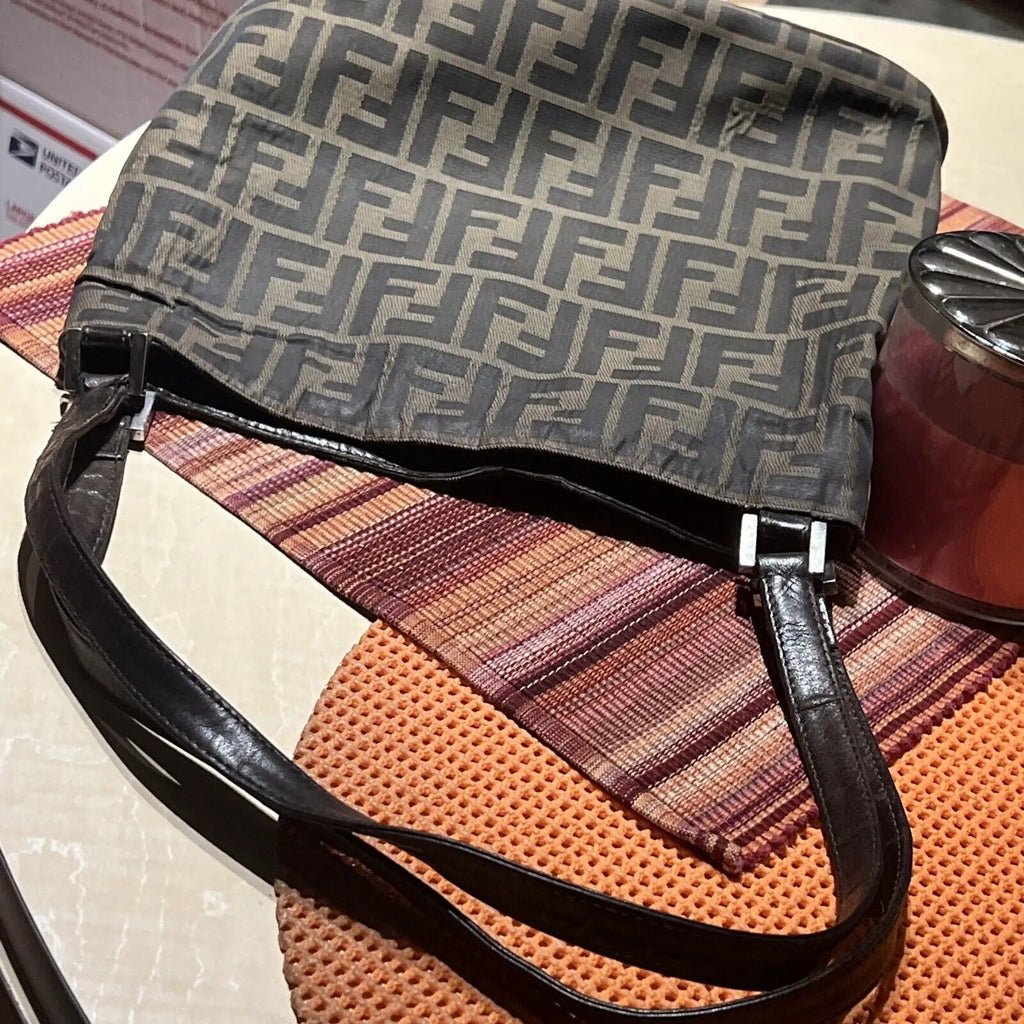 FENDI Logo Zucca Pattern Hand Bag Canvas Leather Brown Italy Vintage 63GA145 by Fendi