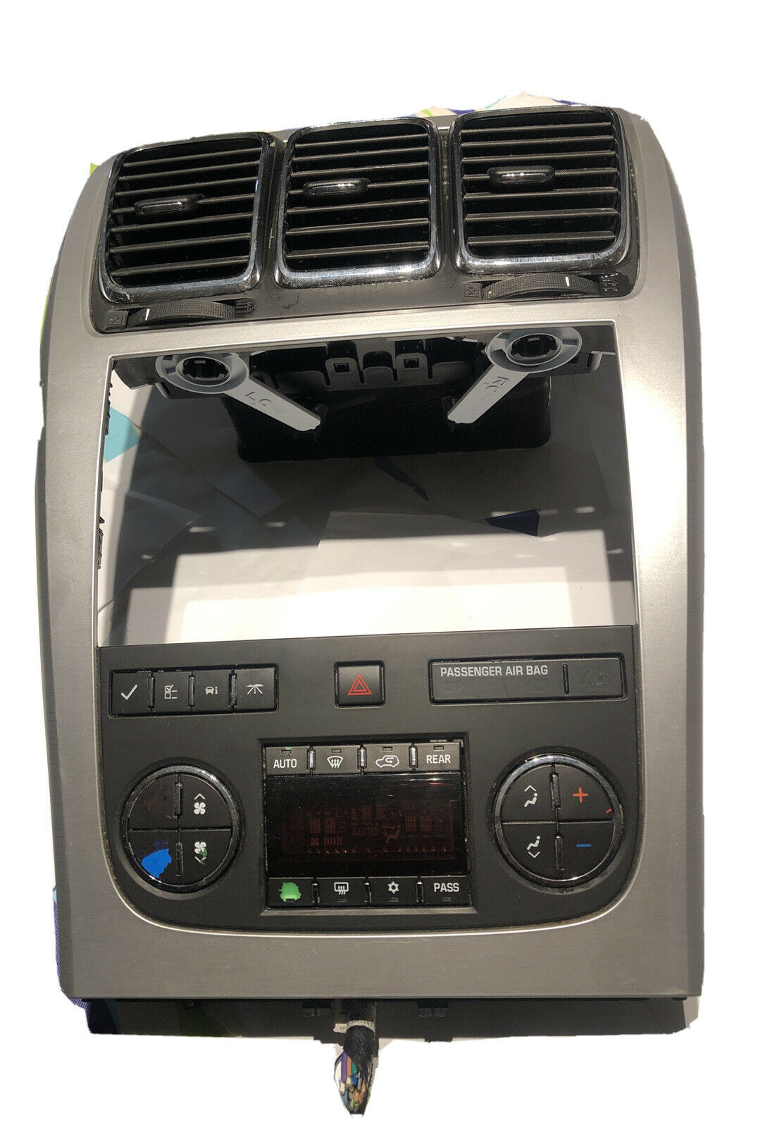 2007-12 2008 2009 2011 Acadia Climate Control Dash Radio Bezel Heat AC 25932036