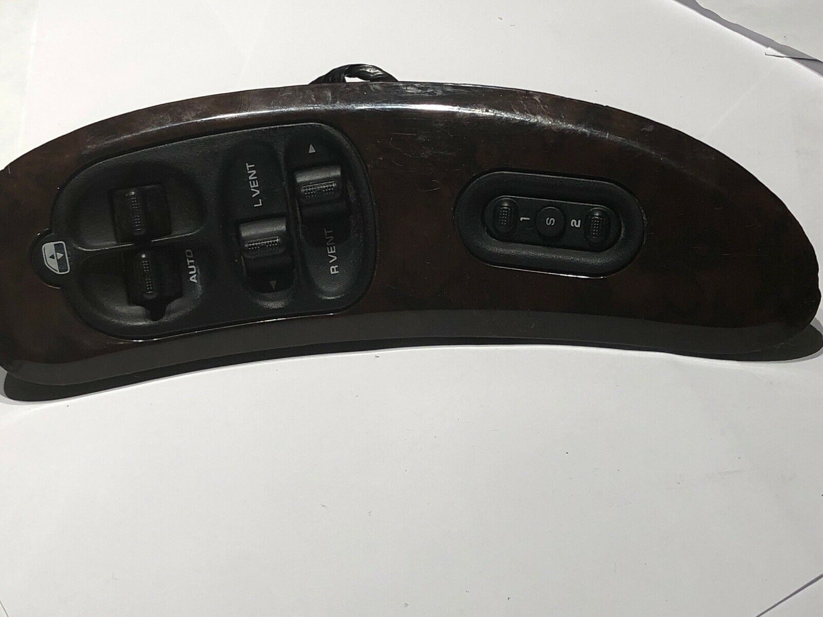 GRAND CARAVAN DRIVER SIDE MASTER POWER WINDOW VENT SWITCH w/ MEMORY WOODGRAIN 02