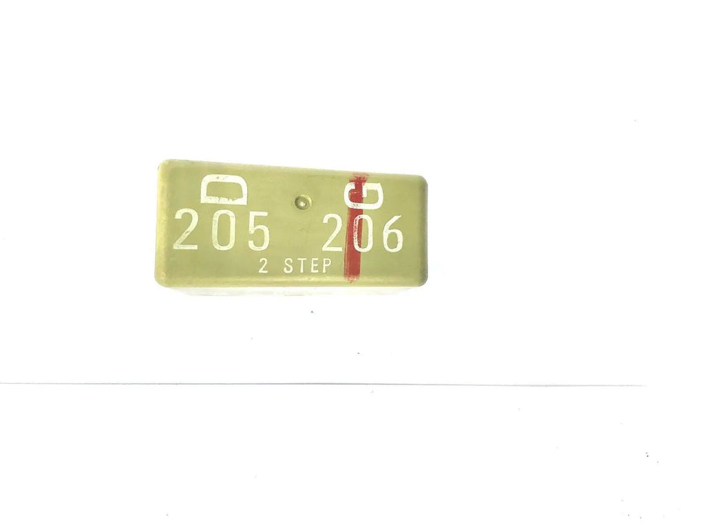 VOLVO 850 960 S90 V90 96-98 OE CENTRAL LOCK RELAY OE# 9148481 OE# 91 48 481 by Volvo