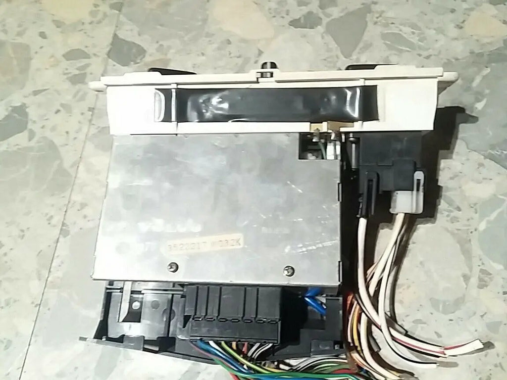 940 VOLVO A/C conditioning tempt. HEAT CLIMATE CONTROL UNIT 3522217/W032K, OEM by Volvo