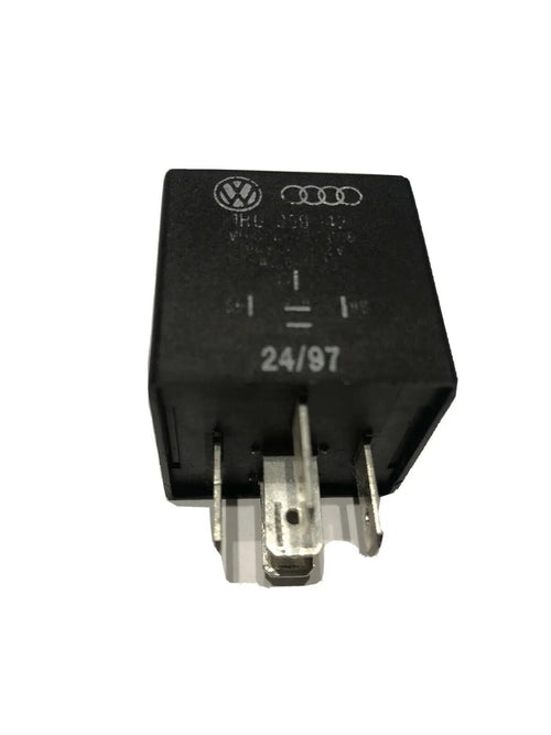 147 - 1H0959142 GENUINE AIR CONDITIONING RELAY VOLKSWAGEN SEAT NEW ORGINAL OEM by Volkswagen