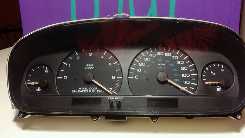 2000 CRYSLER TOWN COUNTRY SPEEDOMETER ODOMETER TACHOMETER INSTRUMENTAL CLUSTER