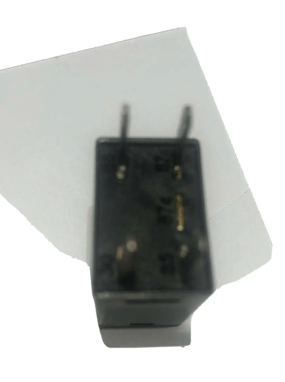 Omron GM 4pin Relay 12088567 8567 3 Pieces lot by OMRON