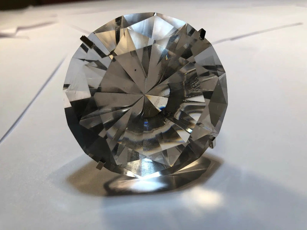 Diamond Ring Hankerchiek Holder by DALEY1DEALS,LLC.