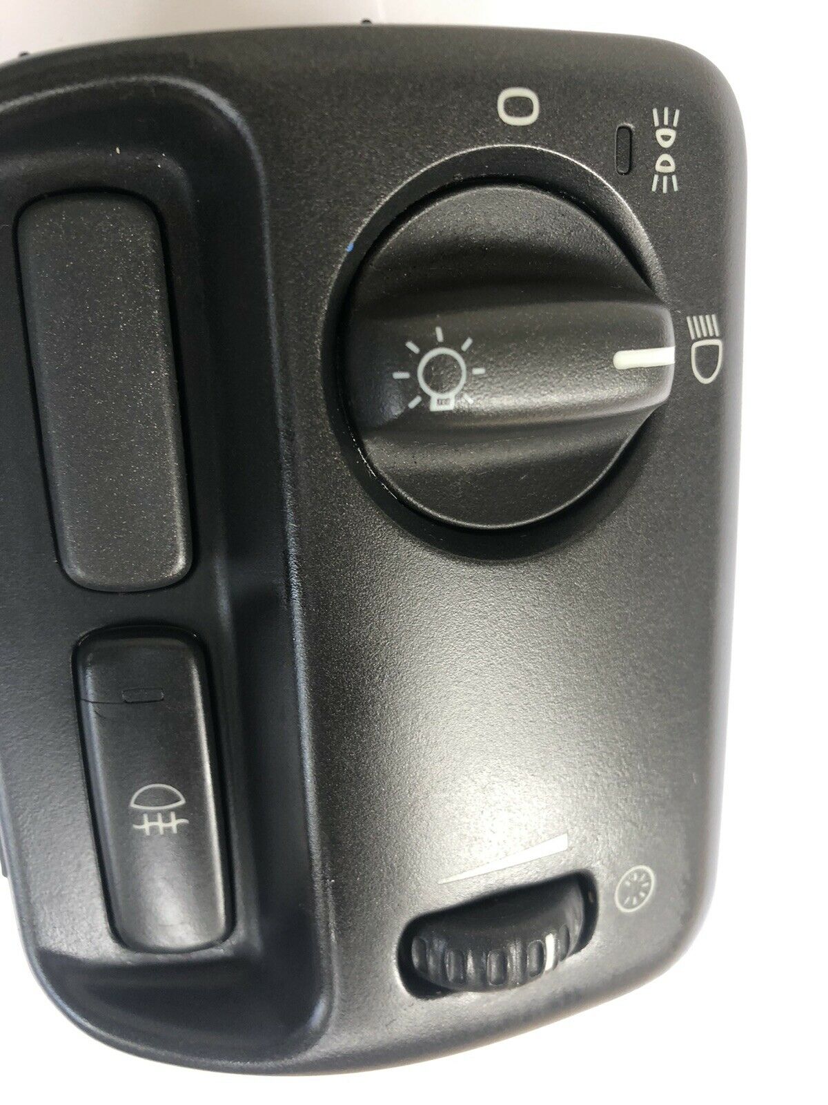 Headlight Control Switch OEM 9459983 – Volvo S80