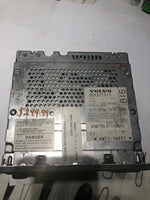 Volvo 40 70 90 Series 1997-04 Radio AM FM CD CS Aux Input 3533771-1 Face SC-816