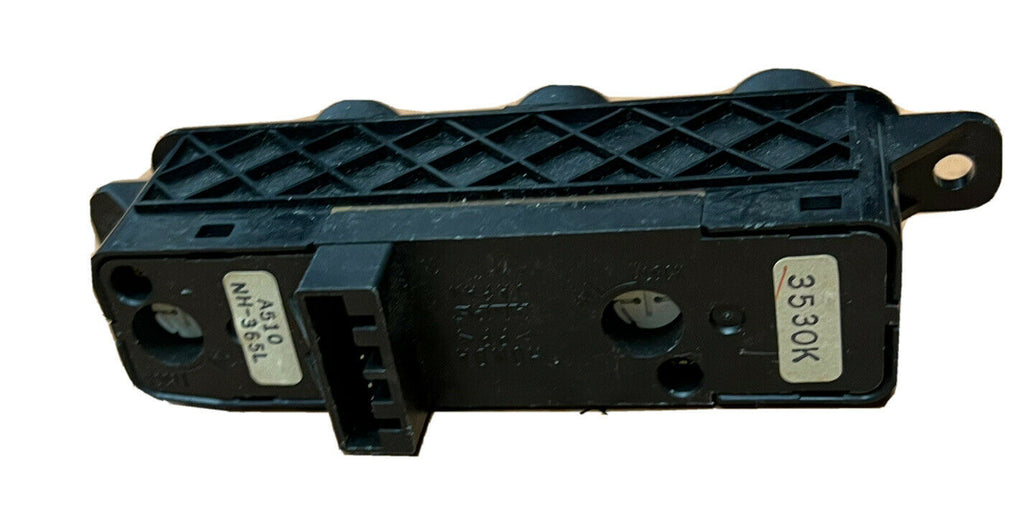 2001 - 2005 Honda Civic Sedan Climate AC Defroster Switch / Button Control (OEM)