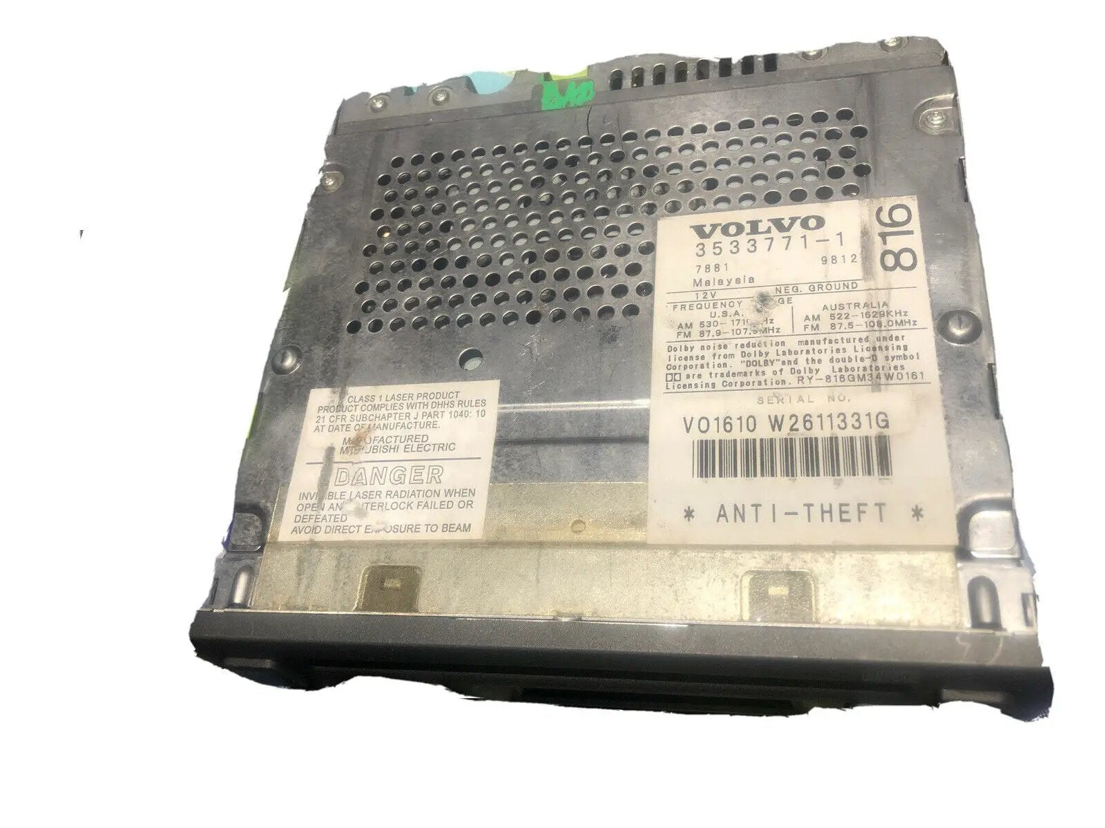 Volvo 90 70 40 Series 1997-2004 Radio AM FM CD Cassette PN 3533771-1 by Volvo