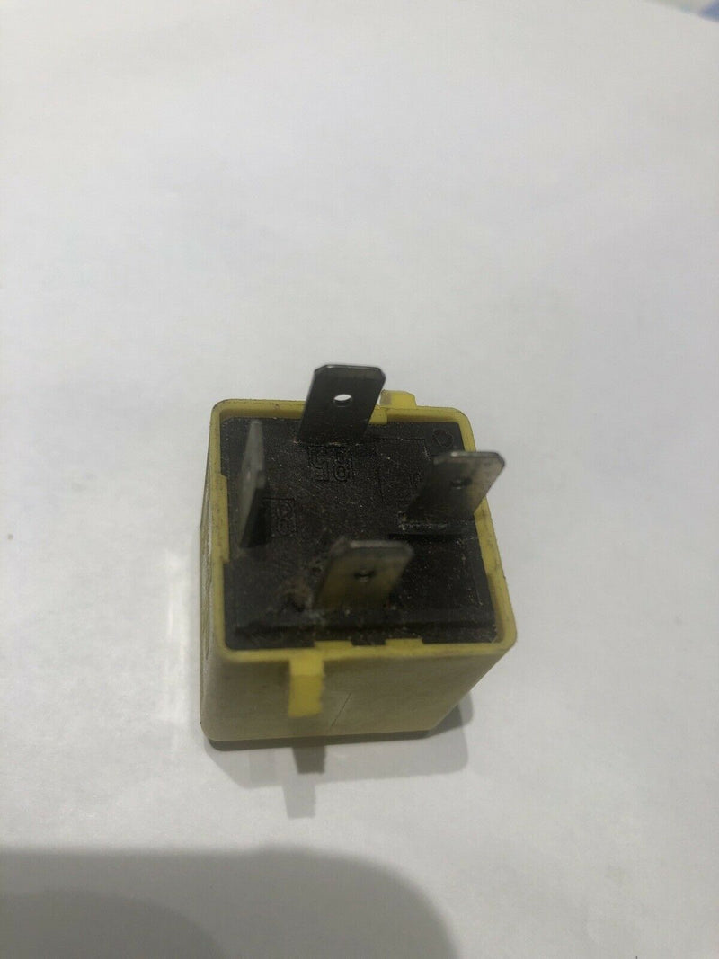 BMW Relay 61.36-1 389 105 Yellow 5-Prong Siemens V23134-K52-X181 USED